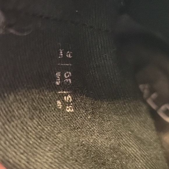 Floral boots - Picture 7 of 7